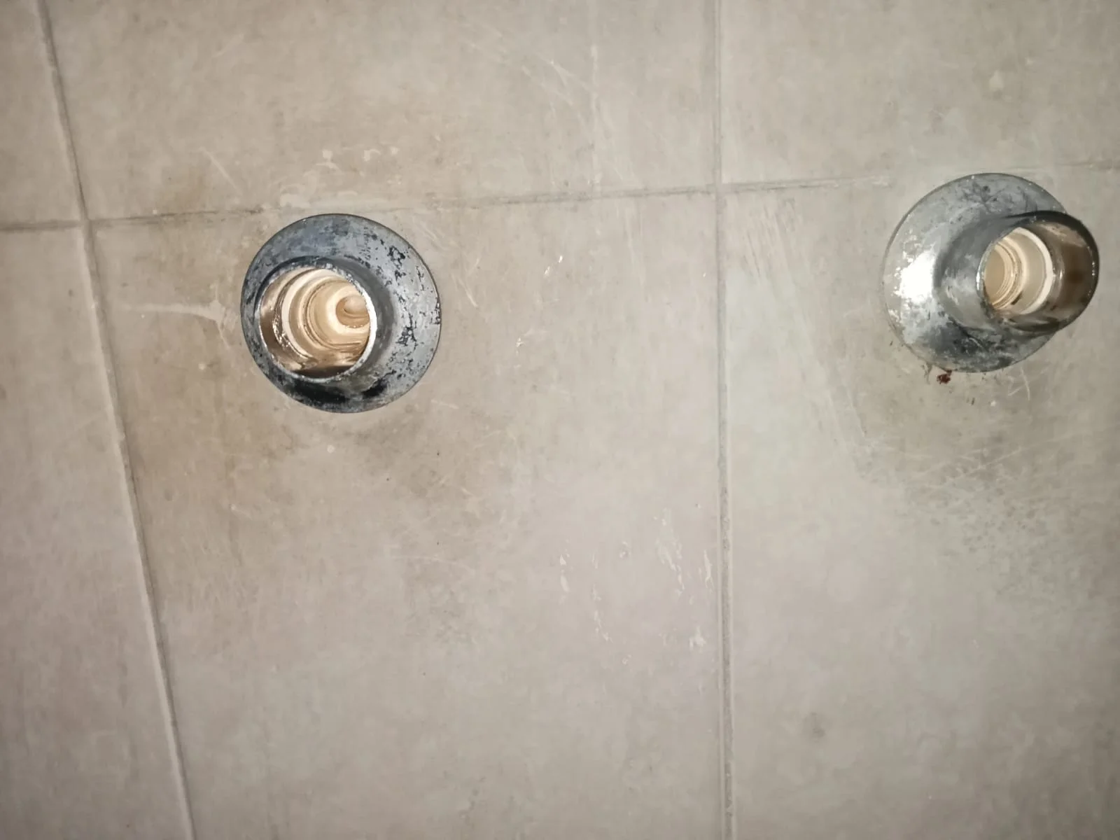 reparacion-de-llaves-bano